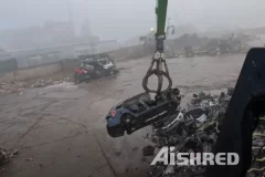 Machine to Shred Car Bodies
