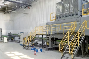 UAE PP/PS Plastic Hanger Recycling with Customized Single-Shaft Grinder & Magnetic Separator