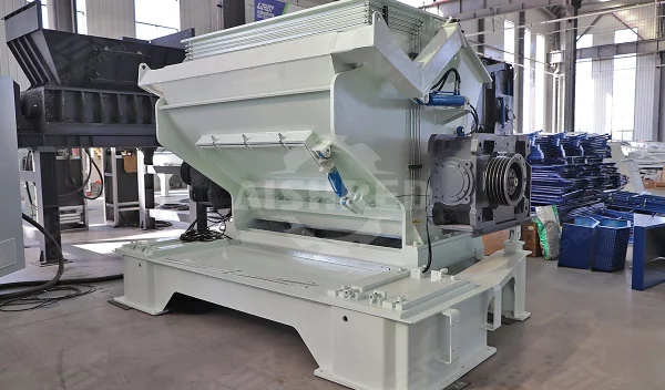 GEP ECOTECH's GSE Series European Version Single Shaft Fine Shredder as a Alternative to Lindner Equipment