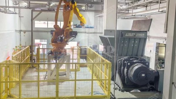 Double-Shaft Shredder Delivered for Copper Plate Processing in CuO Line
