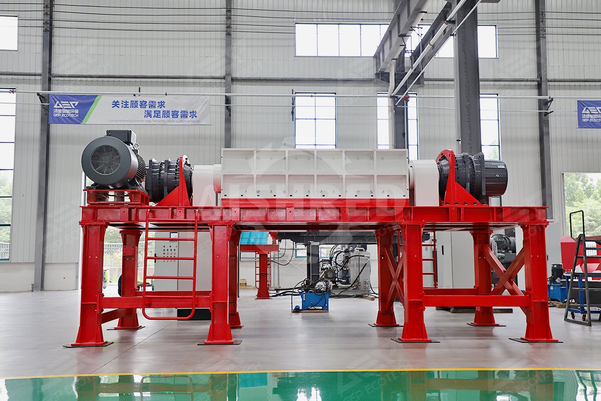 heavy-duty dual-shaft shredder