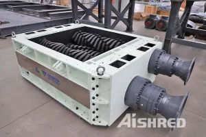 Glass Fiber Four Shaft Shredder