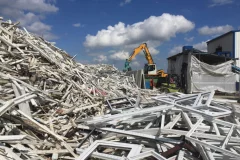 What Kind of Shredder Is Used to Crush PVC Doors and Windows?