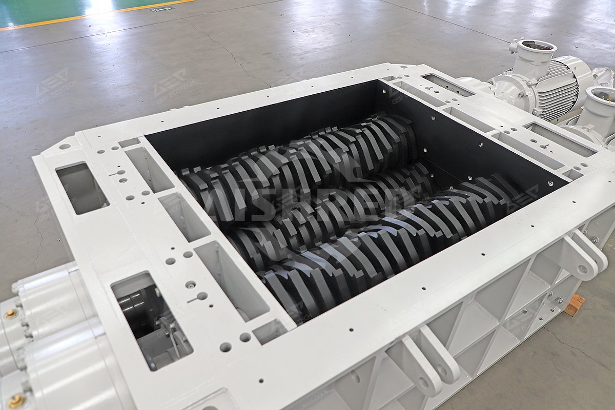 Four Shaft Shredder