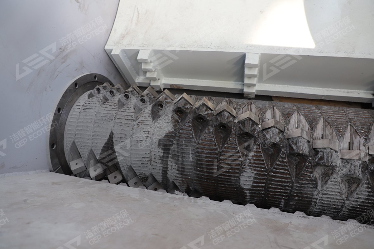 single-shaft shredder