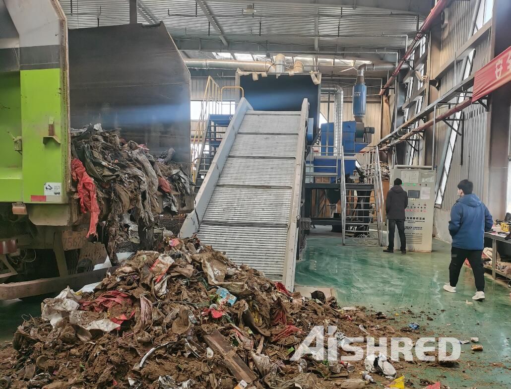 Shredding Plant for Landfill Waste