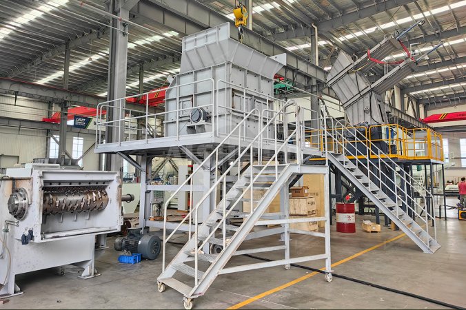 Bag Opener for MSW Recycling Project in the Middle East