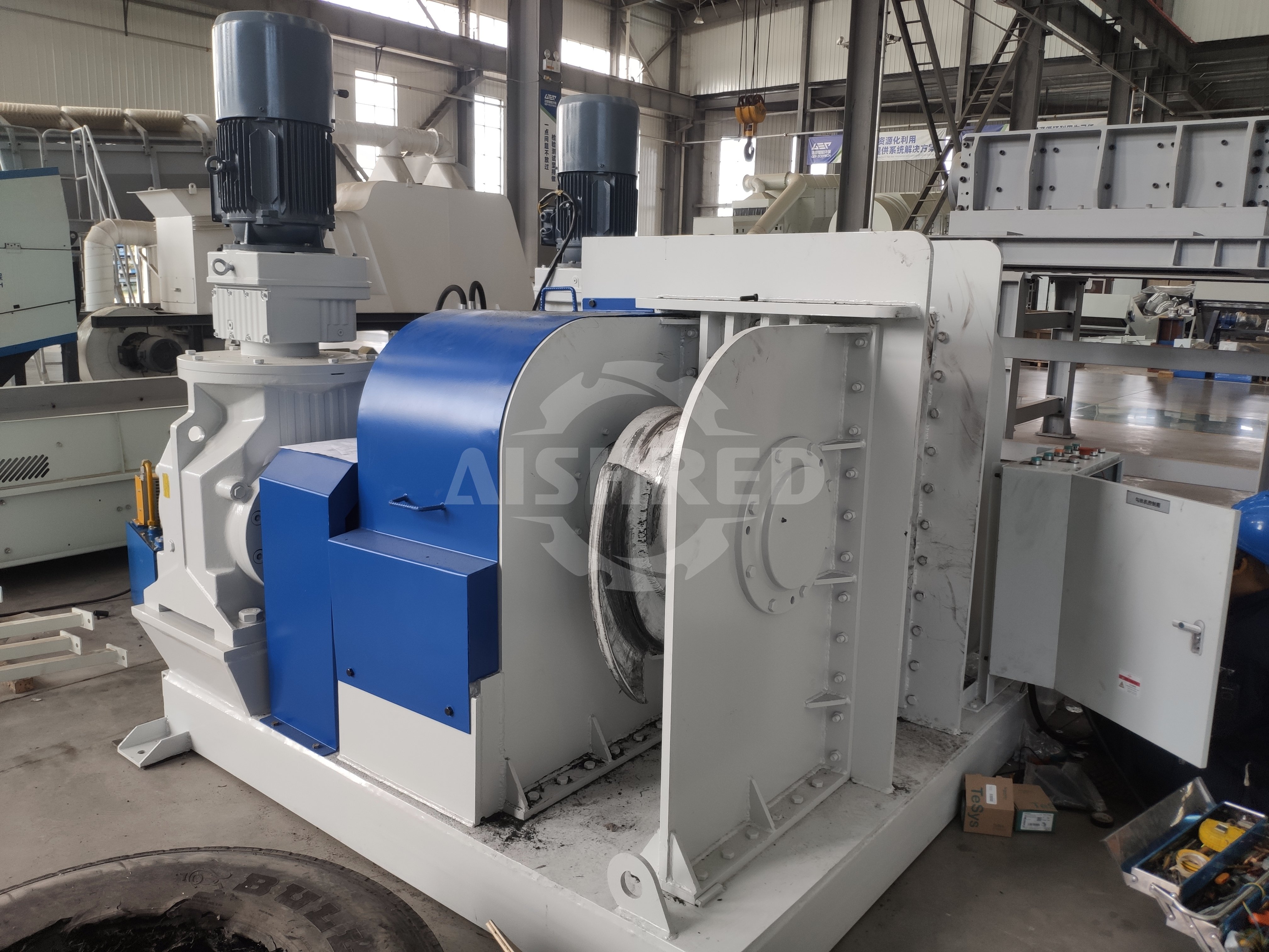 Bi-directional Electric Tire Debeader