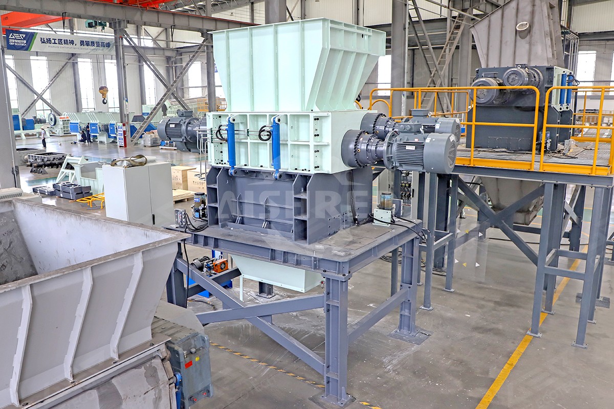 Four Shaft Shredder