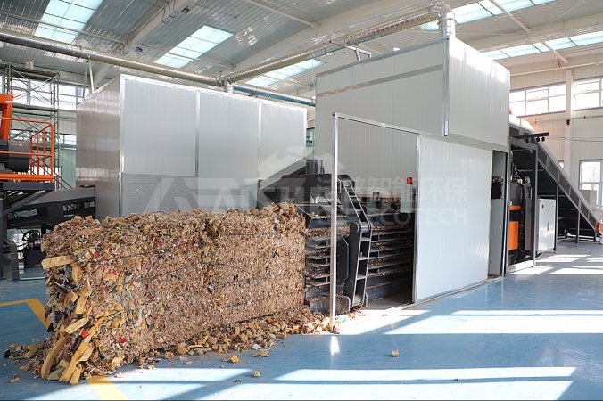 Hydraulic Baler for Industrial Waste Recycling Line in Henan, China