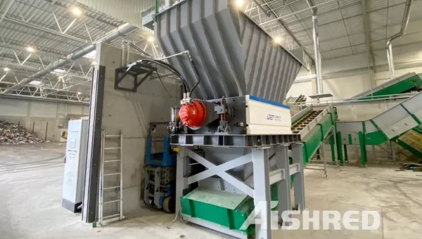 Az ipari szilárd hulladék mennyiségének növekedése, az GEP ECOTECH ipari aprítógép kezelése