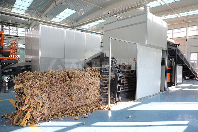 Hydraulic Baler for Industrial Waste Recycling Line in Henan, China